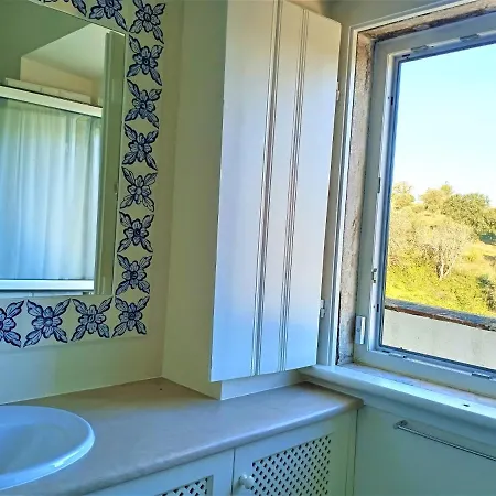 Quinta Da Marmela Bed and Breakfast *